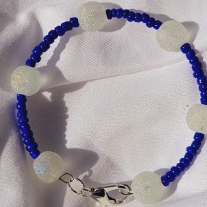 Frosted white glass bead bracelet